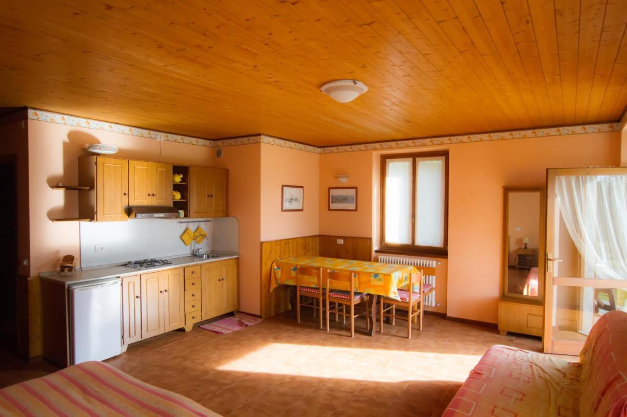 Guest House Il Nido Dello Svasso -Foresteria Lombarda- โซริโค ภายนอก รูปภาพ
