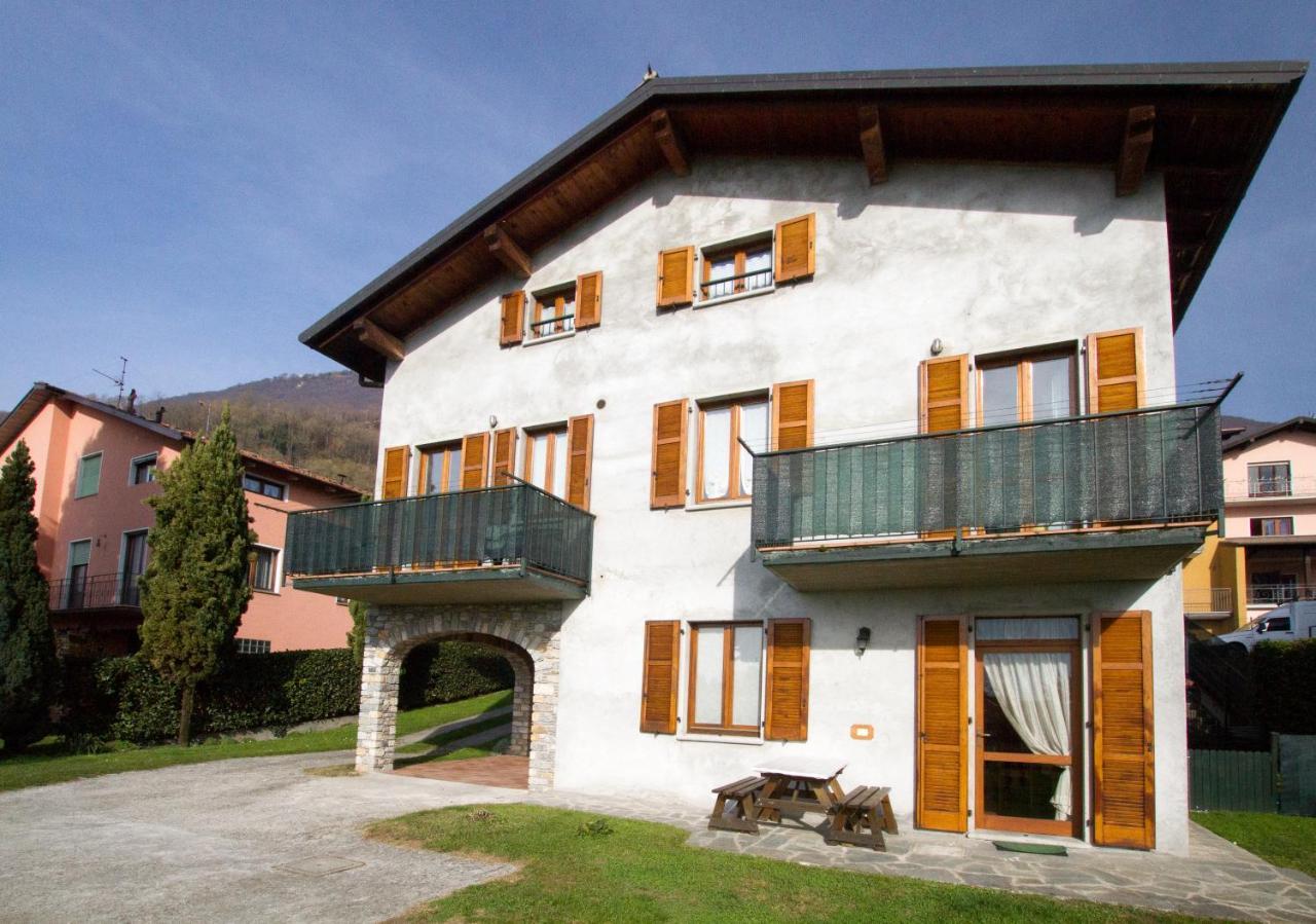 Guest House Il Nido Dello Svasso -Foresteria Lombarda- โซริโค ภายนอก รูปภาพ