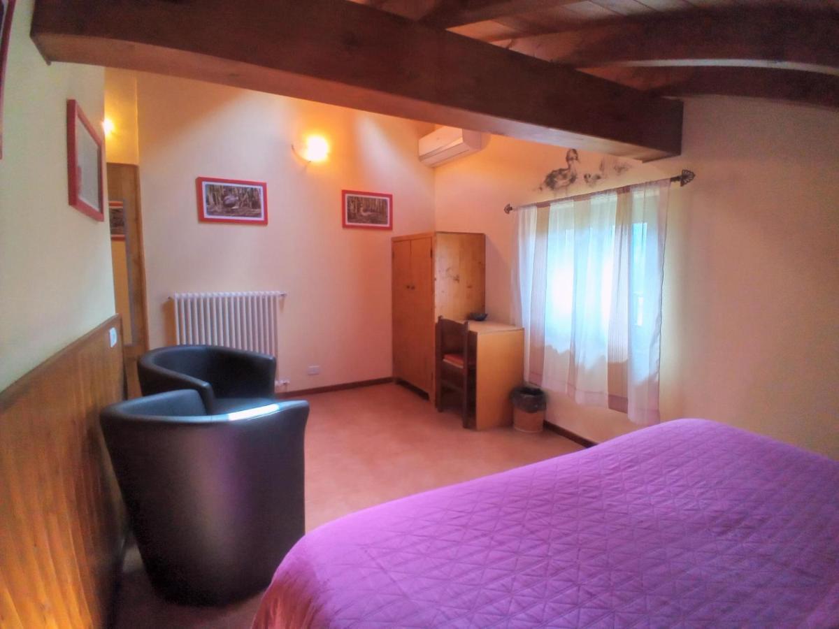 Guest House Il Nido Dello Svasso -Foresteria Lombarda- โซริโค ภายนอก รูปภาพ